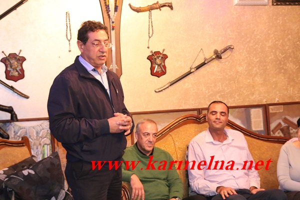 امين مقلدة يكرم الطاقم الطبي من مستشفى الكرمل 