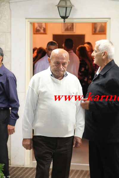 امين مقلدة يكرم الطاقم الطبي من مستشفى الكرمل 