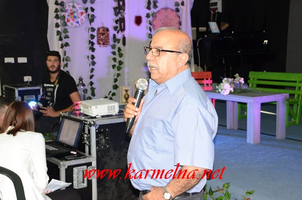 المدرسة الحديثة تحتفل في تخريج الفوج ال 22