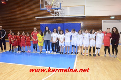 הצגת שחקני ושחקניות שער שוויון במרכז פייס