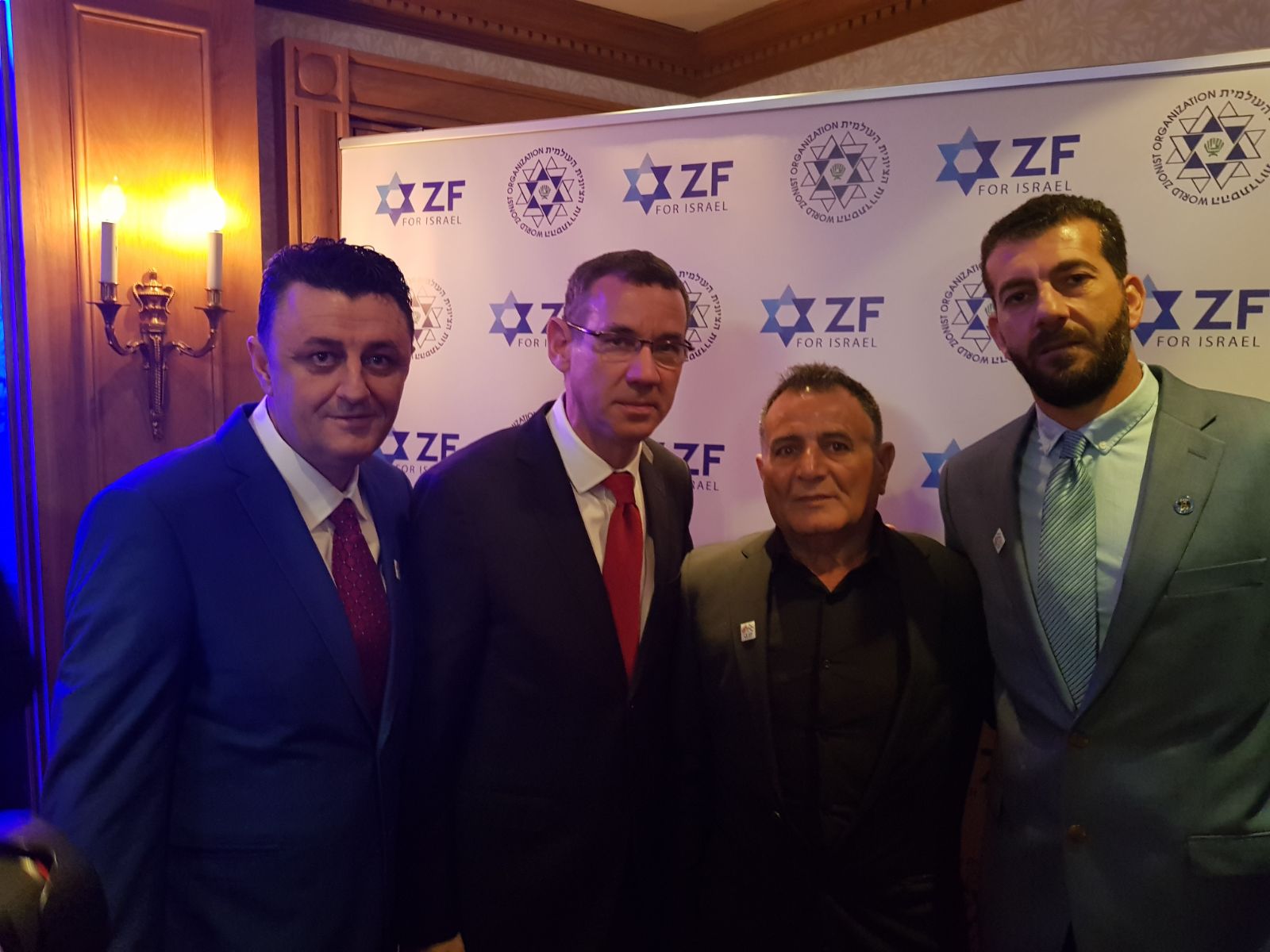 קופטאן חלבי בראש משלחת הסברה לאנגליה