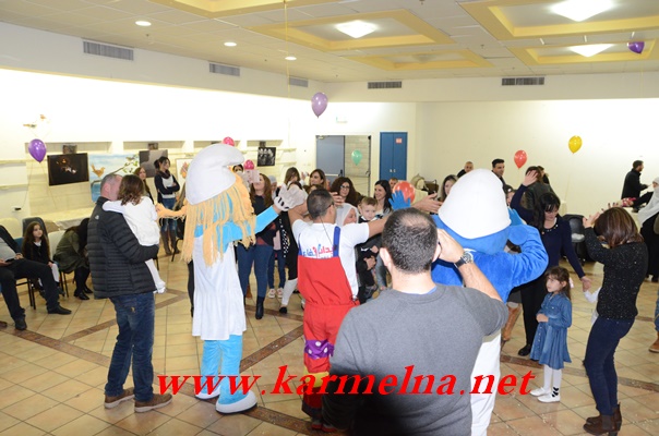 بالفيديو : حضانة عصافير الجنة تحتفل مع الأطفال والأهالي