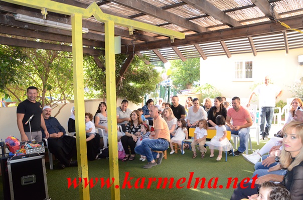 بالصور : حضانة عصافير الجنة تحتفل بتخريج فوج 2016 