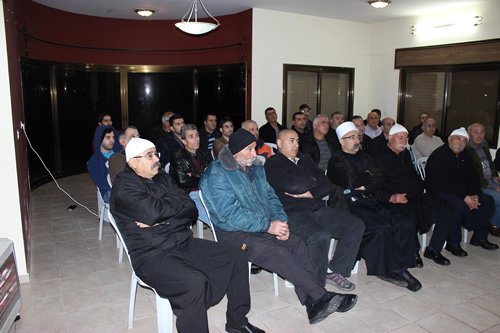 عضو المجلس مهنا أبو سعدى: سأدعم أكرم حسون حتى النهاية لأنه الوحيد الذي يمثلني!