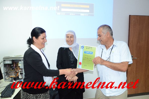 اختتام دورة للحاسوب في جمعية ندا وهلن