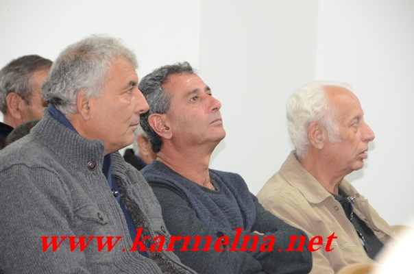 יש עתיד يفتتح مقره الانتخابي في الكرمل .