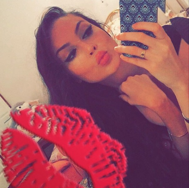 صور جديدة ل روزي صوفي أجمل إمرأة مسلمة بريطانية! 