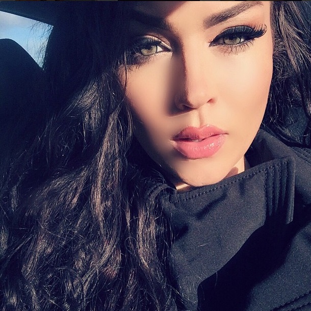صور جديدة ل روزي صوفي أجمل إمرأة مسلمة بريطانية! 