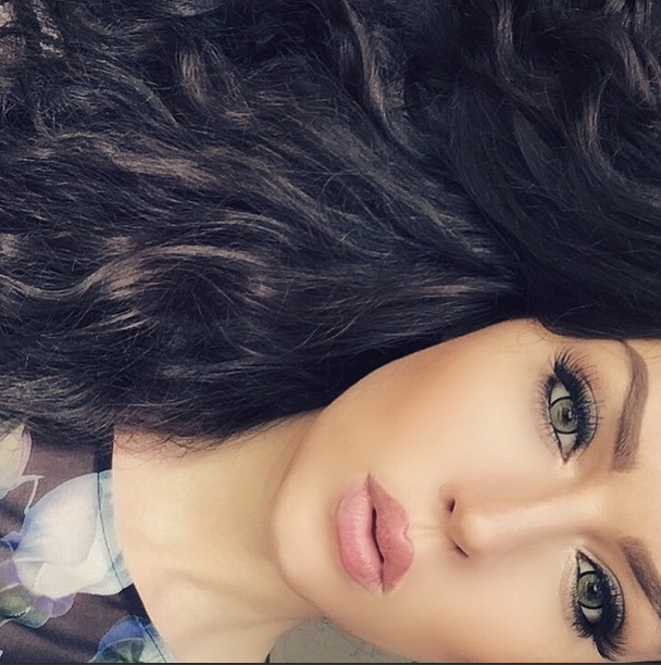 صور جديدة ل روزي صوفي أجمل إمرأة مسلمة بريطانية! 