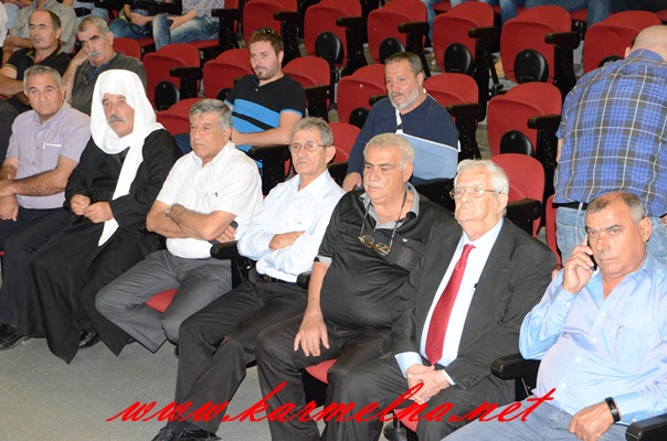 توزيع كتاب شهداء المغار