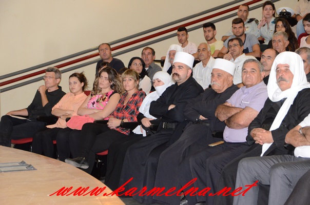 توزيع كتاب شهداء المغار