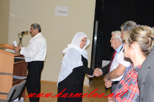 توزيع كتاب شهداء المغار