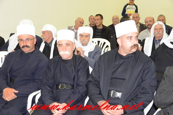توزيع كتاب شهداء المغار