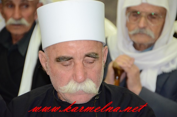 توزيع كتاب شهداء المغار