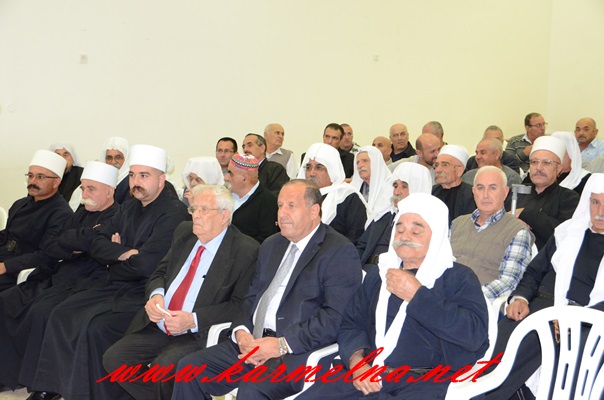 توزيع كتاب شهداء المغار