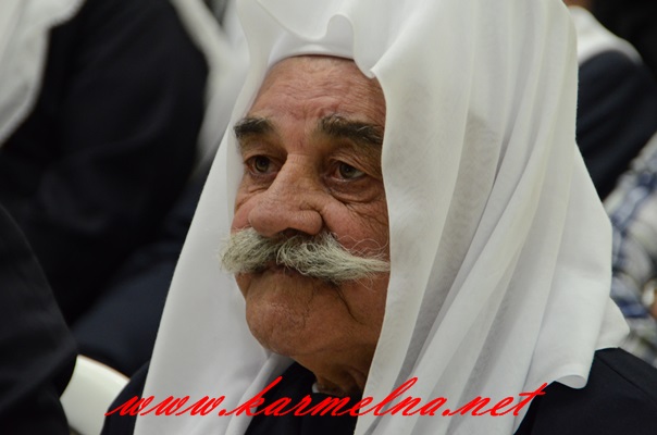 توزيع كتاب شهداء المغار