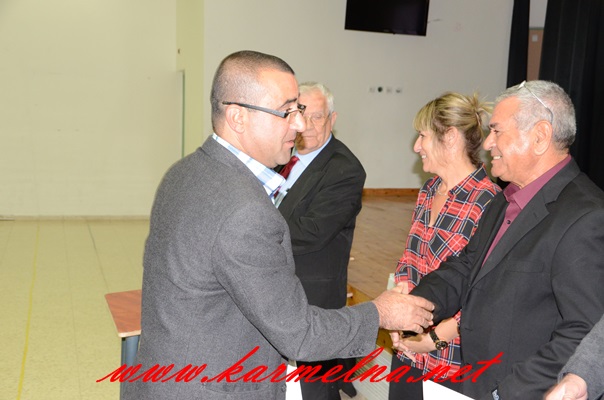 توزيع كتاب شهداء المغار
