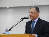 الكلية الاكاديمية العربية تقديم خطط لمساقين أكاديميين