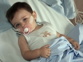 بالفيديو : انقاذ طفل بعد ان اختنق من حبوب العدس في المركز الطبي الجليل