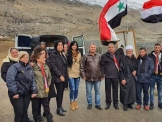أهالي الجولان من محافظة القنيطرة يحتلفون مع أهالي القرى المجاورة  بتحرير الأسيرين المقت وأبو صالح