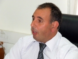 هل سيعلن كرمل نصرالدين دعمه لفرح ويفض الاتفاق الداخلي ؟