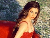 لأول مرة ... رولا يموت محتشمة!