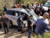 إصابات بينها خطيرة إثر إنحراف سيارة وسقوطها في وادٍ على طريق يركا - جث
